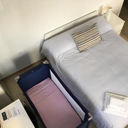 Sunnylivings Hotel Sevilla Bagian luar foto