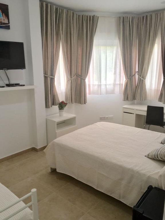 Sunnylivings Hotel Sevilla Bagian luar foto