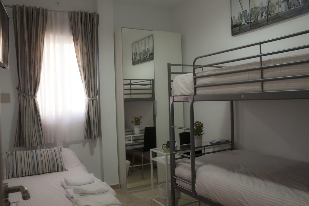 Sunnylivings Hotel Sevilla Bagian luar foto