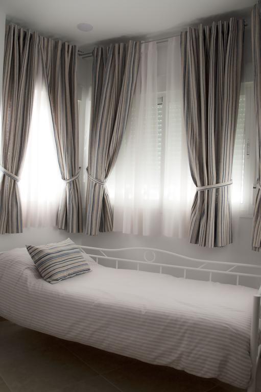 Sunnylivings Hotel Sevilla Bagian luar foto
