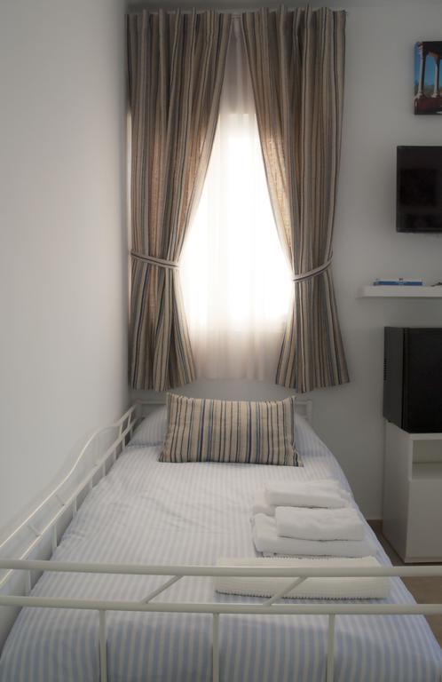 Sunnylivings Hotel Sevilla Bagian luar foto