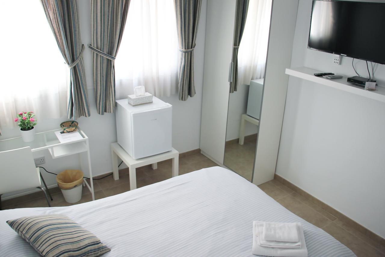 Sunnylivings Hotel Sevilla Bagian luar foto