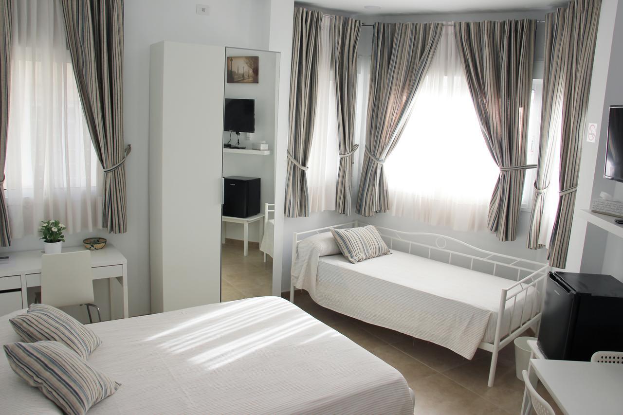 Sunnylivings Hotel Sevilla Bagian luar foto